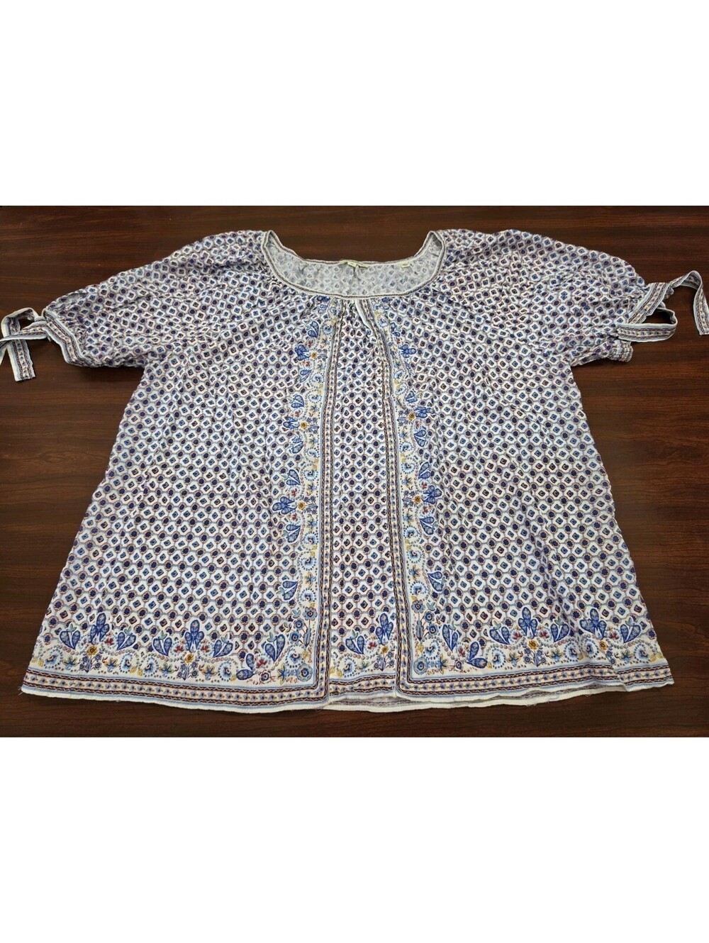 Max Studio London 1X Blue Paisley Print Tie Side Top Smocked Boho Plus Size